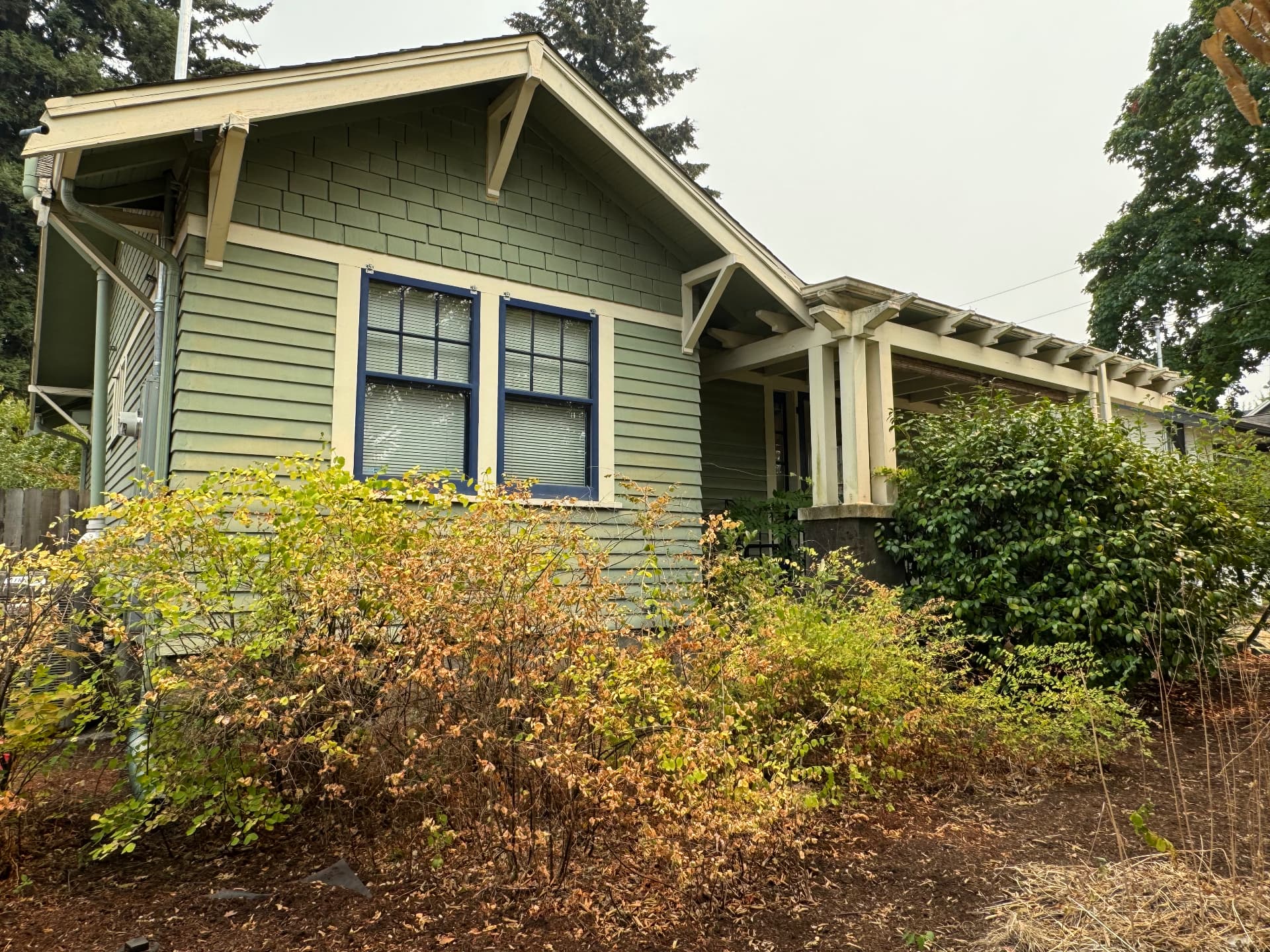 Classic 1923 Craftsman Bungalow — NE 33rd — 4534 NE 33rd Ave